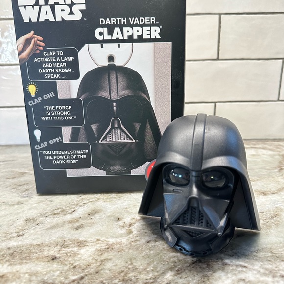 Clapper CL836-01 Star Wars Talking Darth Vader - Picture 1 of 7
